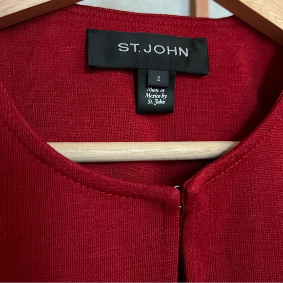 St. John Dress Coat Small Size 2 Red Black Long - Picture 2 of 5